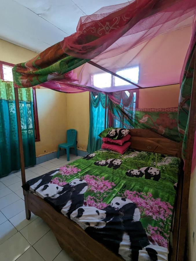 Agusfamily Homestay Labuan Bajo Zewnętrze zdjęcie